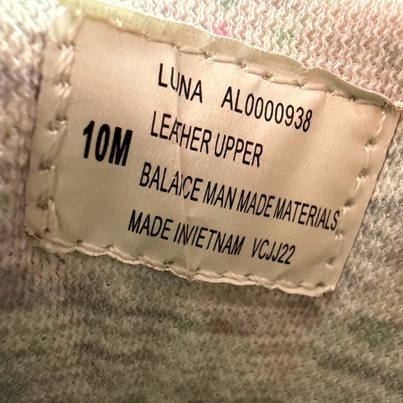 Align by NurseMates Luna Wedge Sneaker | Moon Rock - Picture 11 of 11